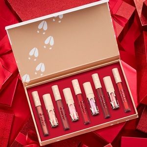 Kylie Cosmetics HOLIDAY COLLECTION 2022 LIQUID LIPSTICK VAULT individuals NEW ❤️
